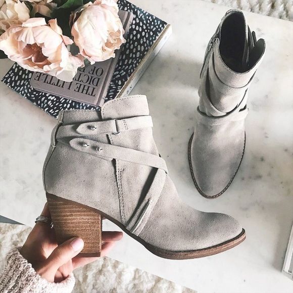Sam Edelman Shoes - Sam Edelman • Suede leather Merton ankle booties